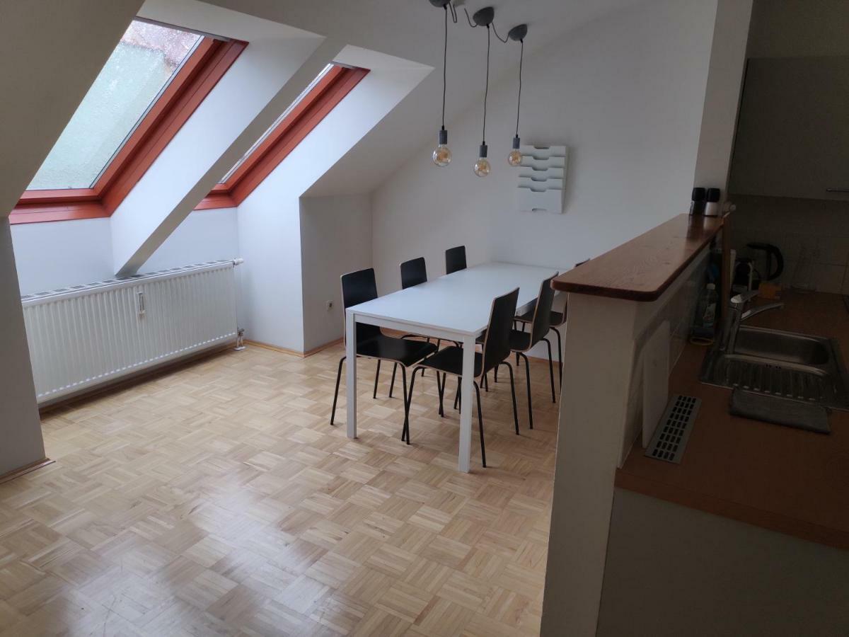 Flataid Apartment Obere Bahnstrasse - Grazer Messe エクステリア 写真
